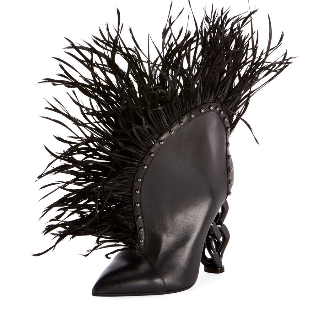 Designer Balmain used Izabel domed feather sz38 booties in black